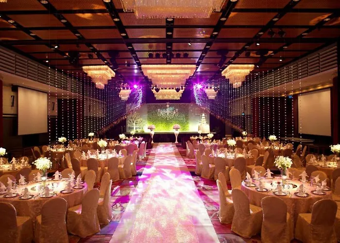 Starworld Hotel 5*