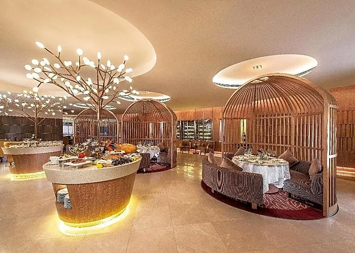 Hotel Starworld